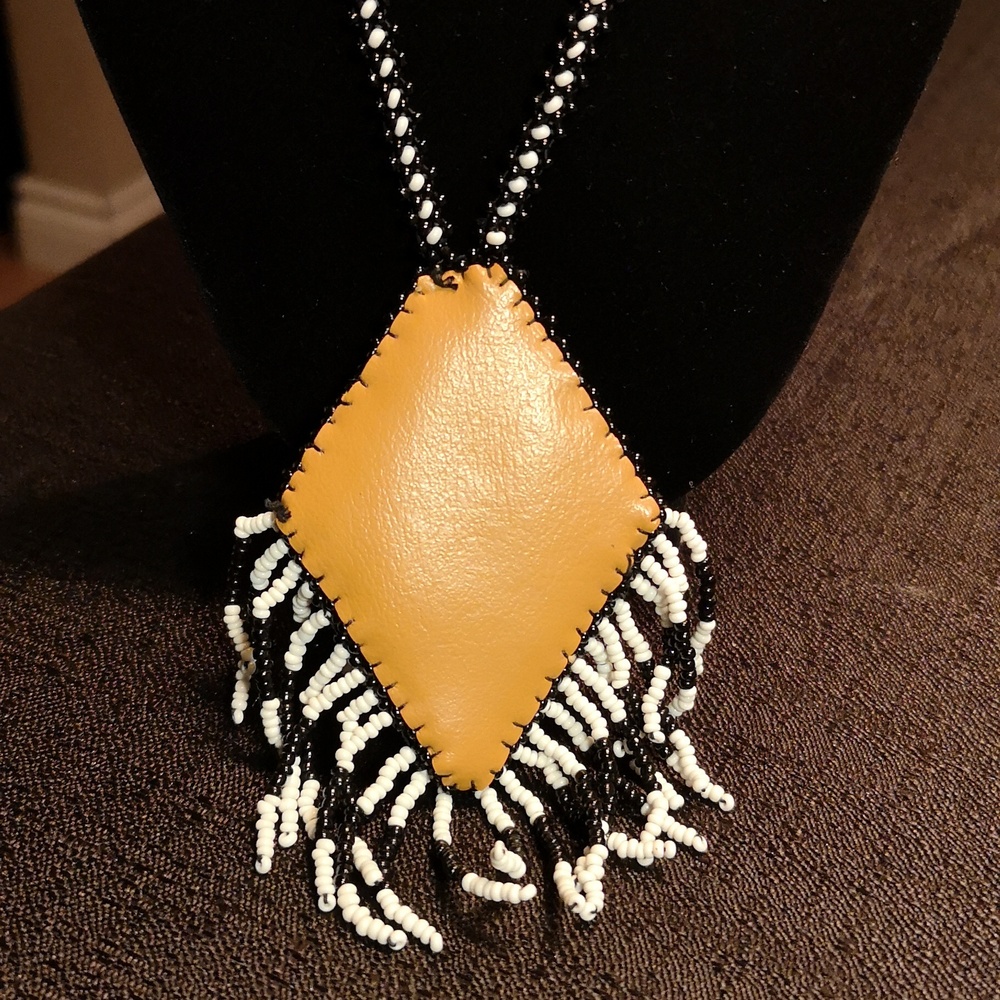 Significant Vintage Estate Hand-beaded Navajo Phoenix Necklace Highly Desired - Picture 3 of 7